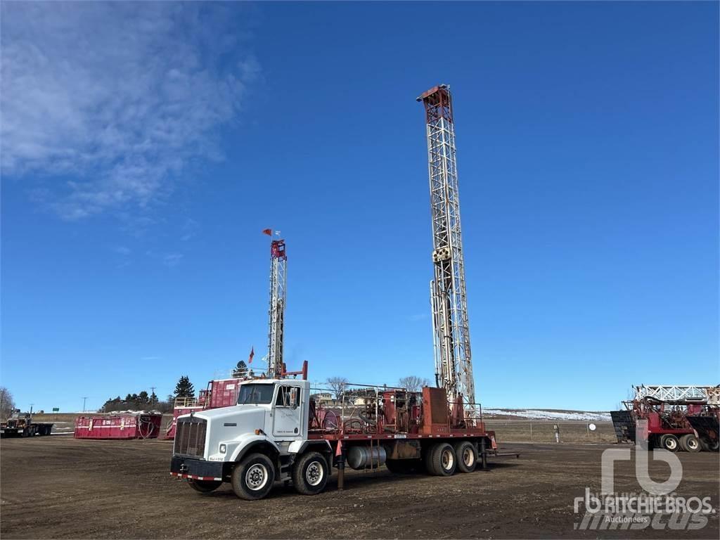 Kenworth T800 Digger Derricks trucks