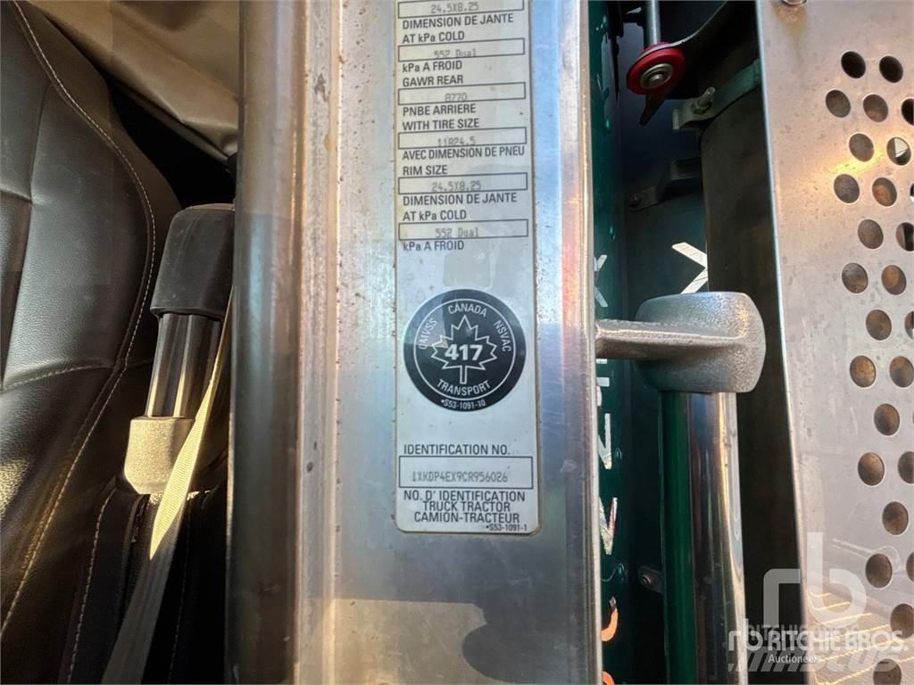 Kenworth T800 Conventional Trucks / Tractor Trucks