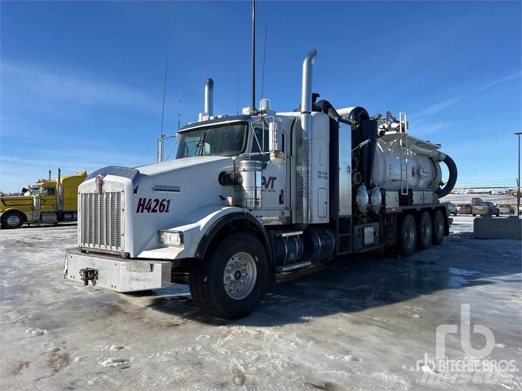 Kenworth T800 Vacuum Trucks