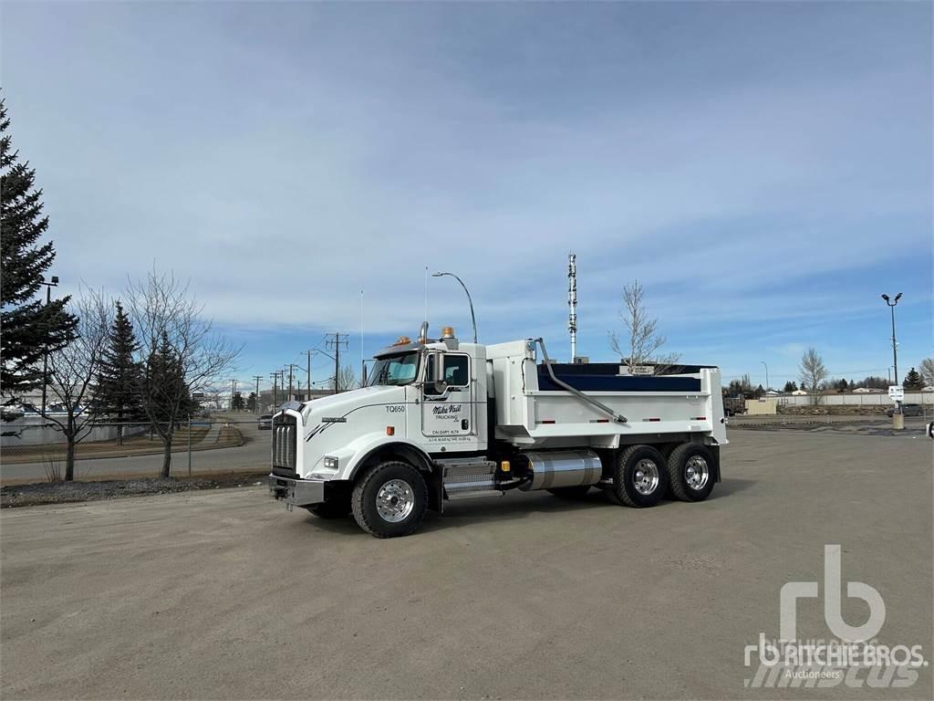 Kenworth T800 Dump Trucks
