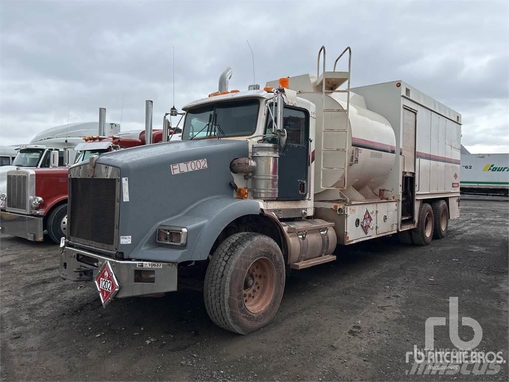 Kenworth T800 Tank Trucks
