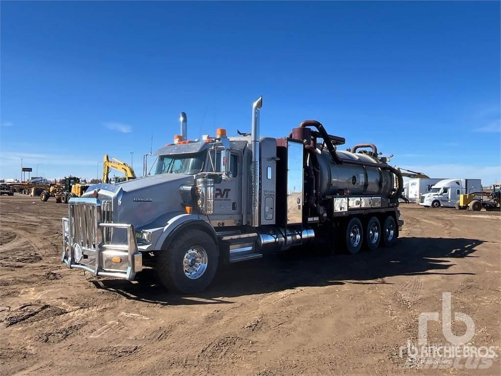 Kenworth T800 Vacuum Trucks
