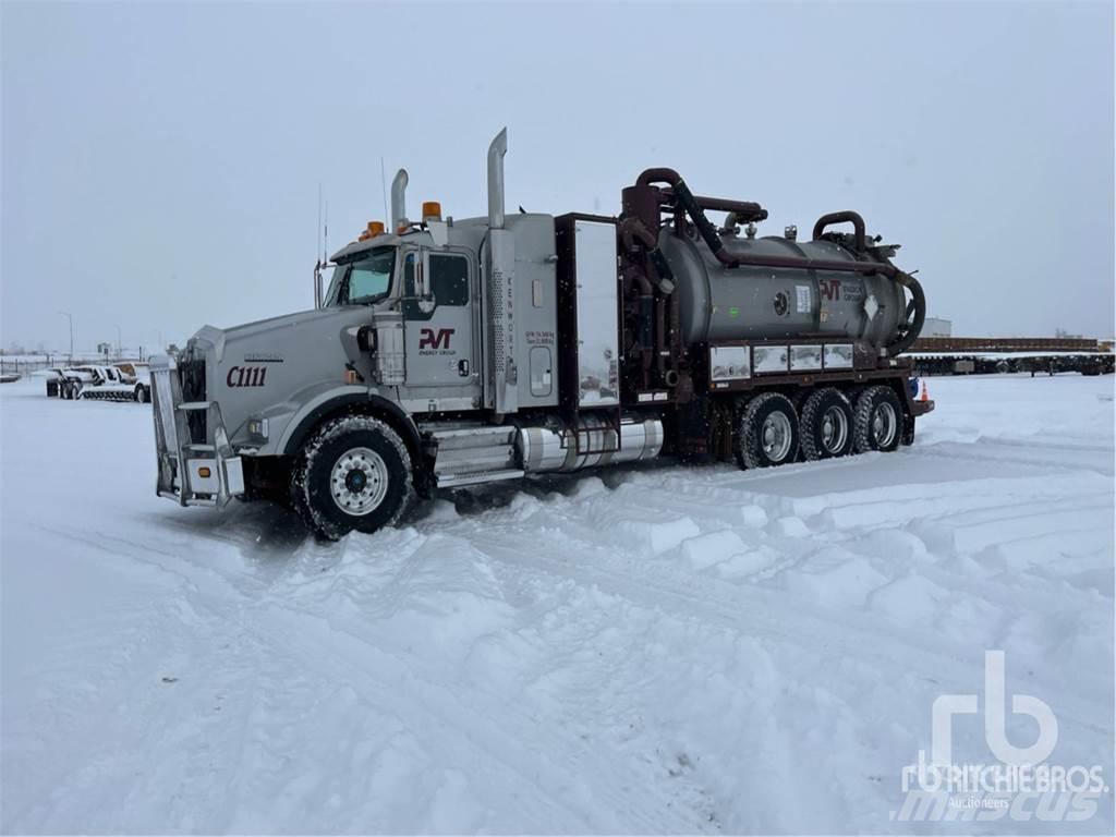 Kenworth T800 Vacuum Trucks