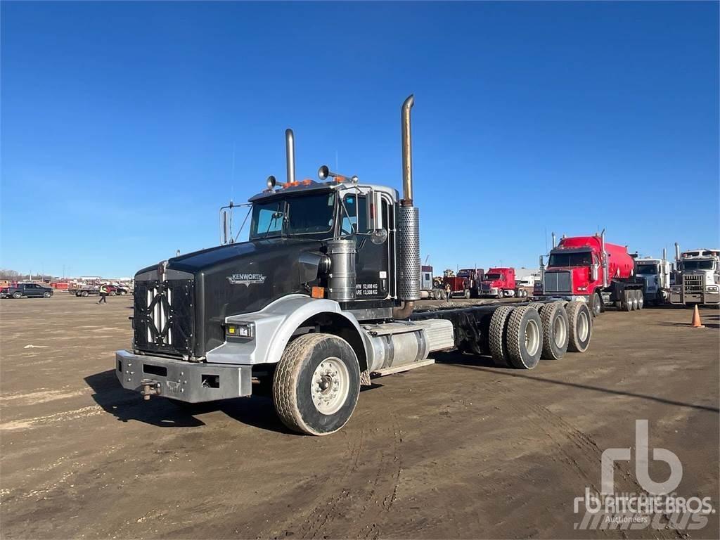 Kenworth T800 Cab & Chassis Trucks