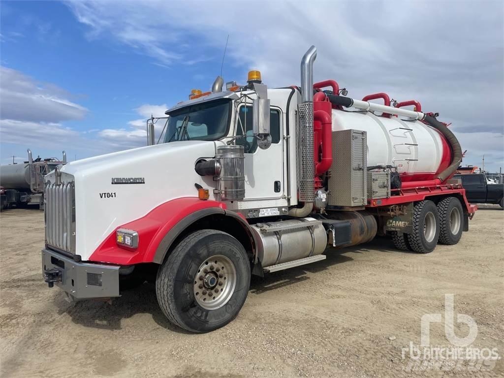 Kenworth T800 Vacuum Trucks