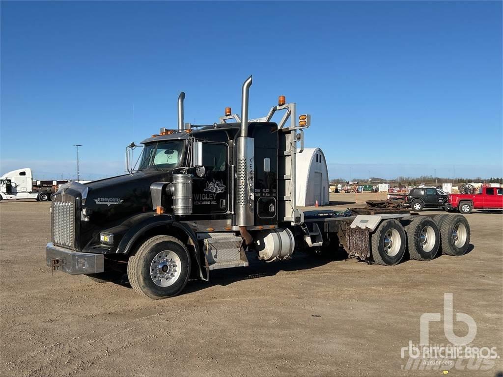 Kenworth T800 Conventional Trucks / Tractor Trucks