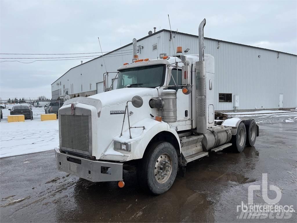 Kenworth T800 Conventional Trucks / Tractor Trucks