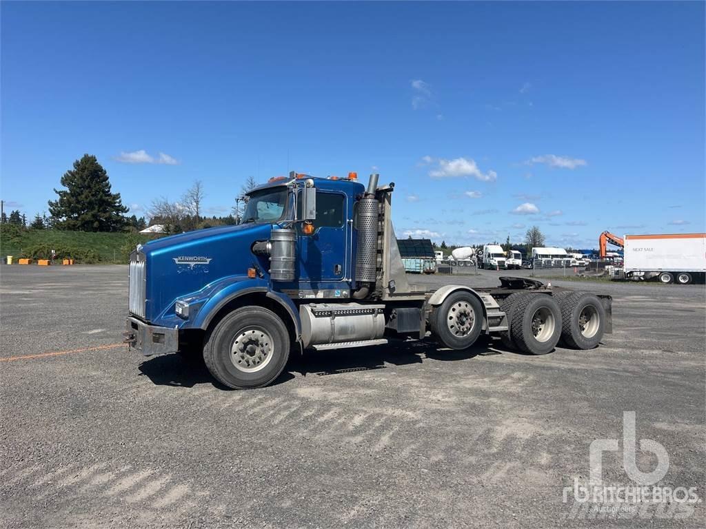 Kenworth T800 Conventional Trucks / Tractor Trucks