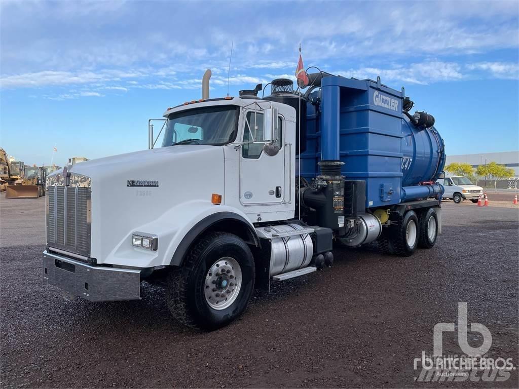 Kenworth T800 Vacuum Trucks