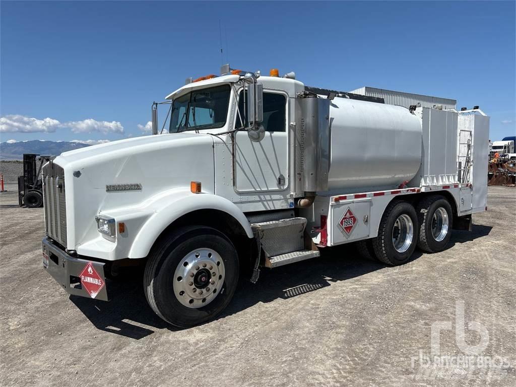 Kenworth T800 Tank Trucks