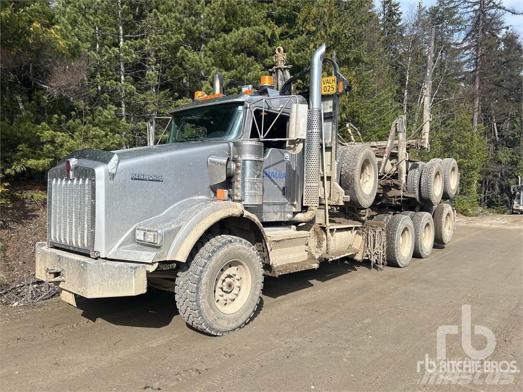 Kenworth T800 Conventional Trucks / Tractor Trucks