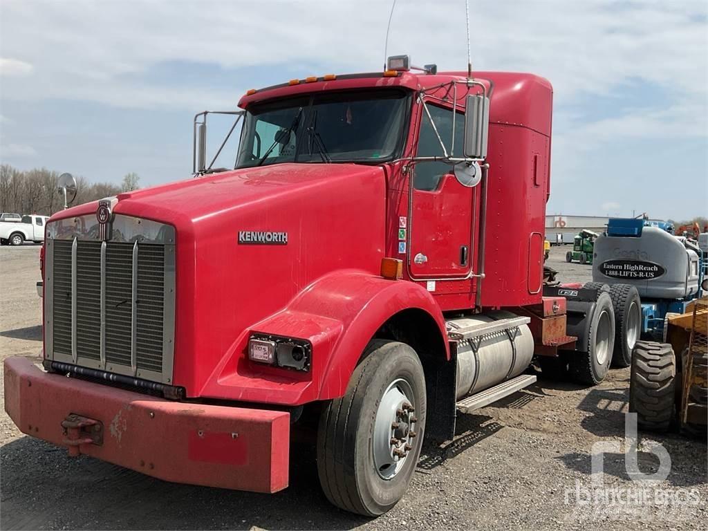 Kenworth T800 Conventional Trucks / Tractor Trucks