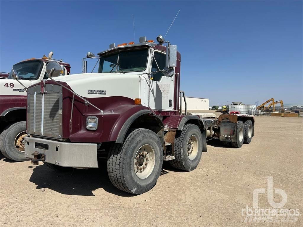 Kenworth T800 Cab & Chassis Trucks
