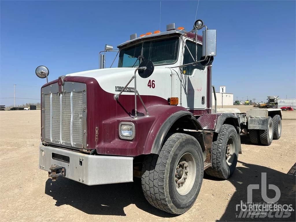 Kenworth T800 Cab & Chassis Trucks