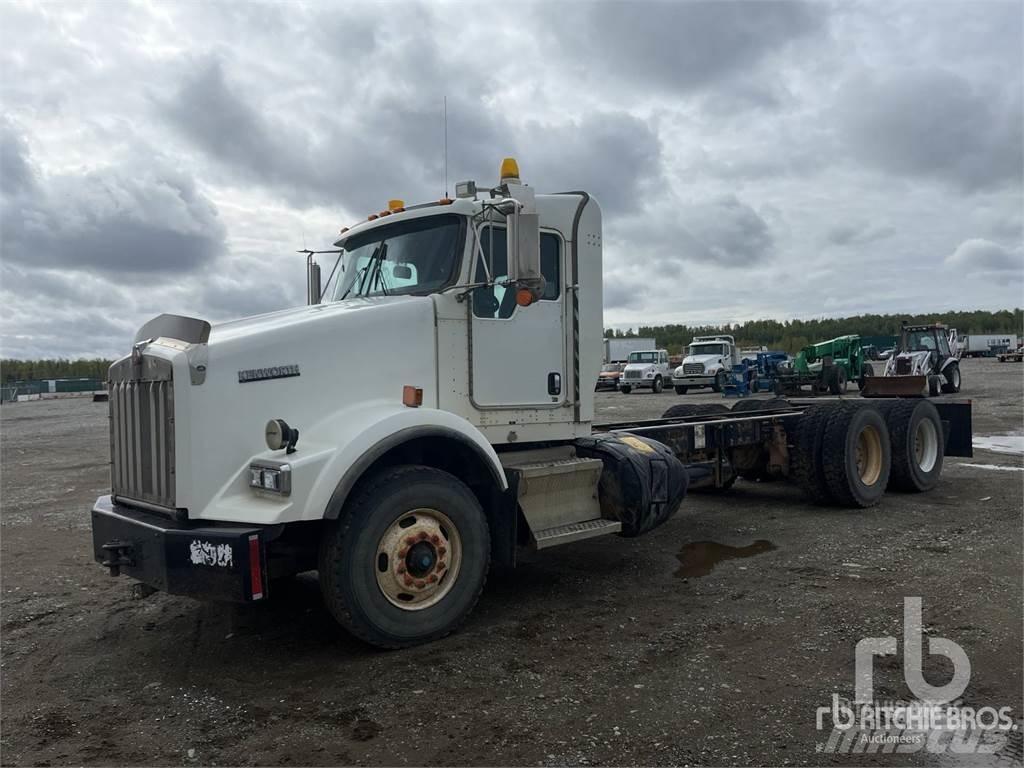 Kenworth T800 Cab & Chassis Trucks