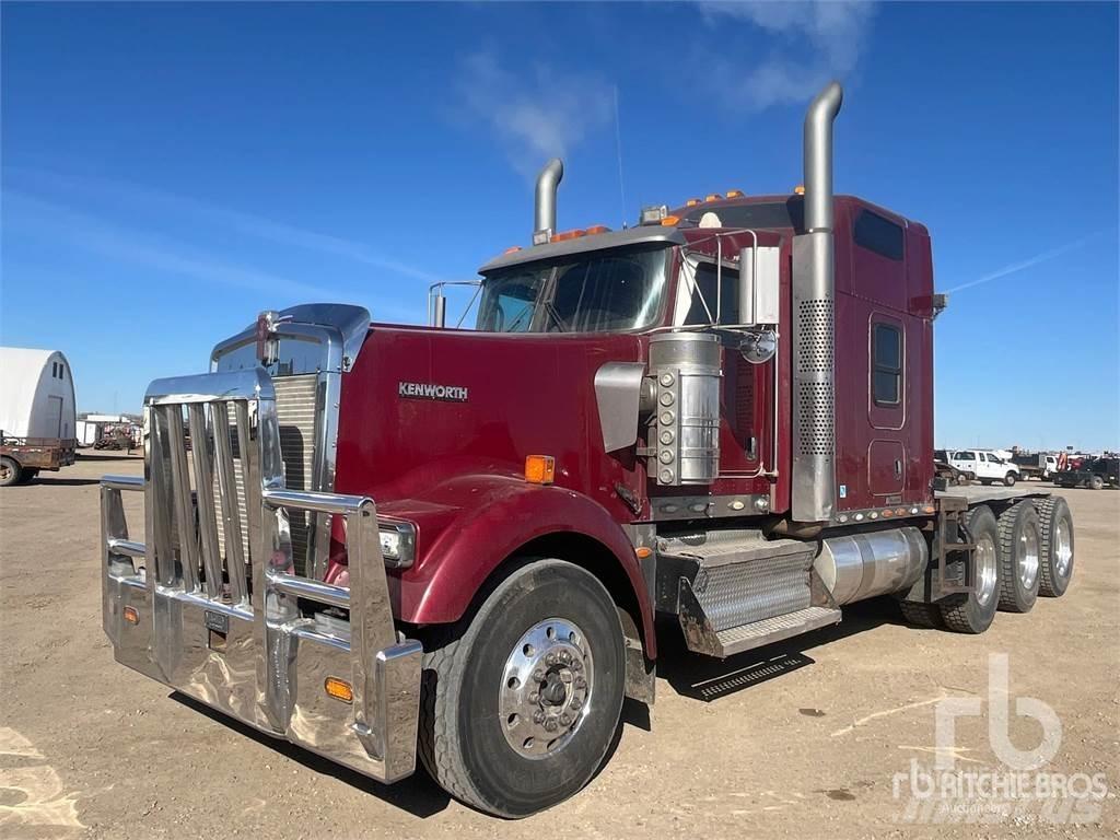 Kenworth W900 Conventional Trucks / Tractor Trucks