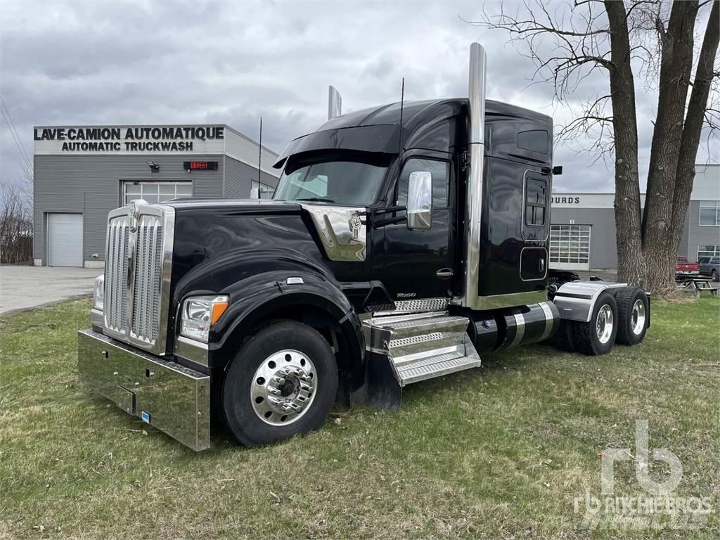 Kenworth W990 Conventional Trucks / Tractor Trucks