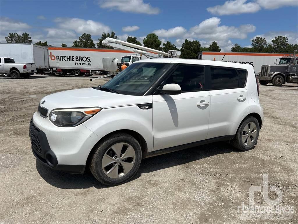 Kia SOUL Automobiles / SUVS