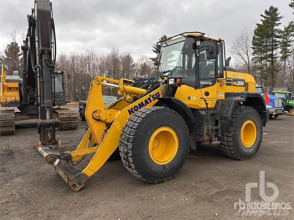 Komatsu WA200-8 Wheel Loaders