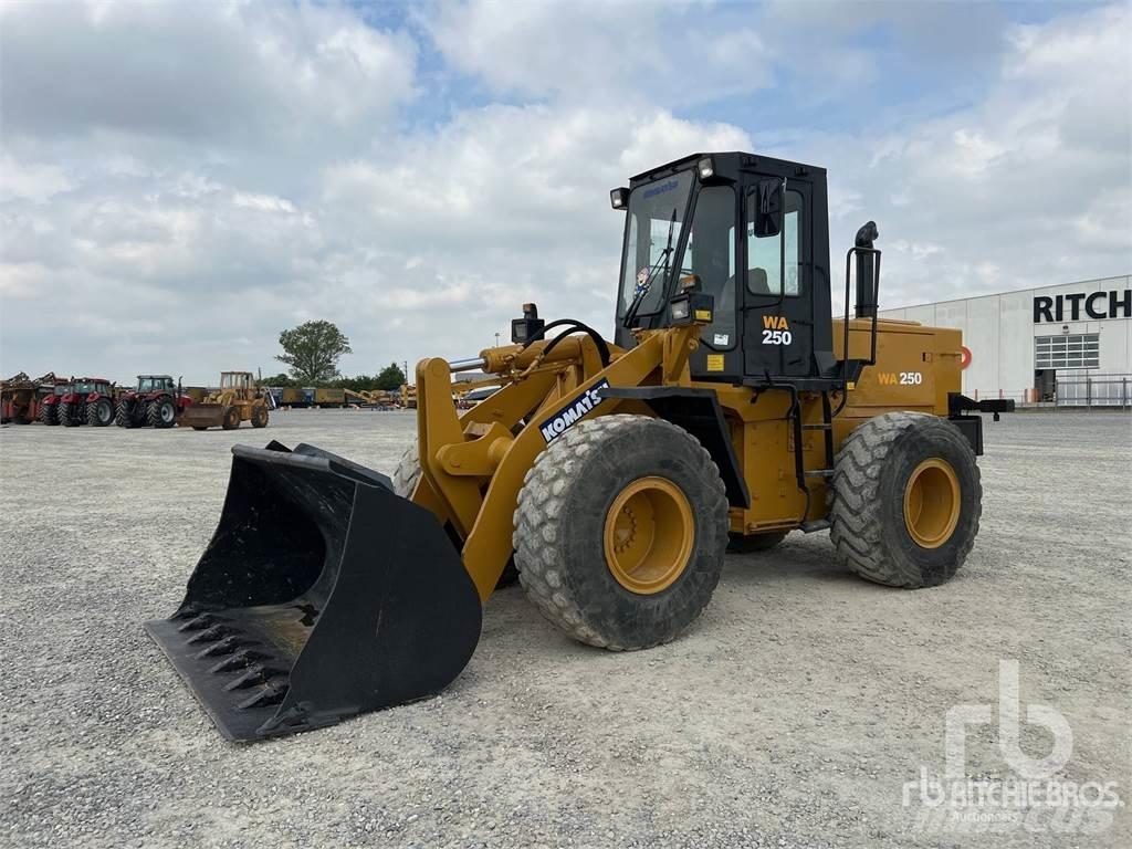 Komatsu WA250-1 Wheel Loaders