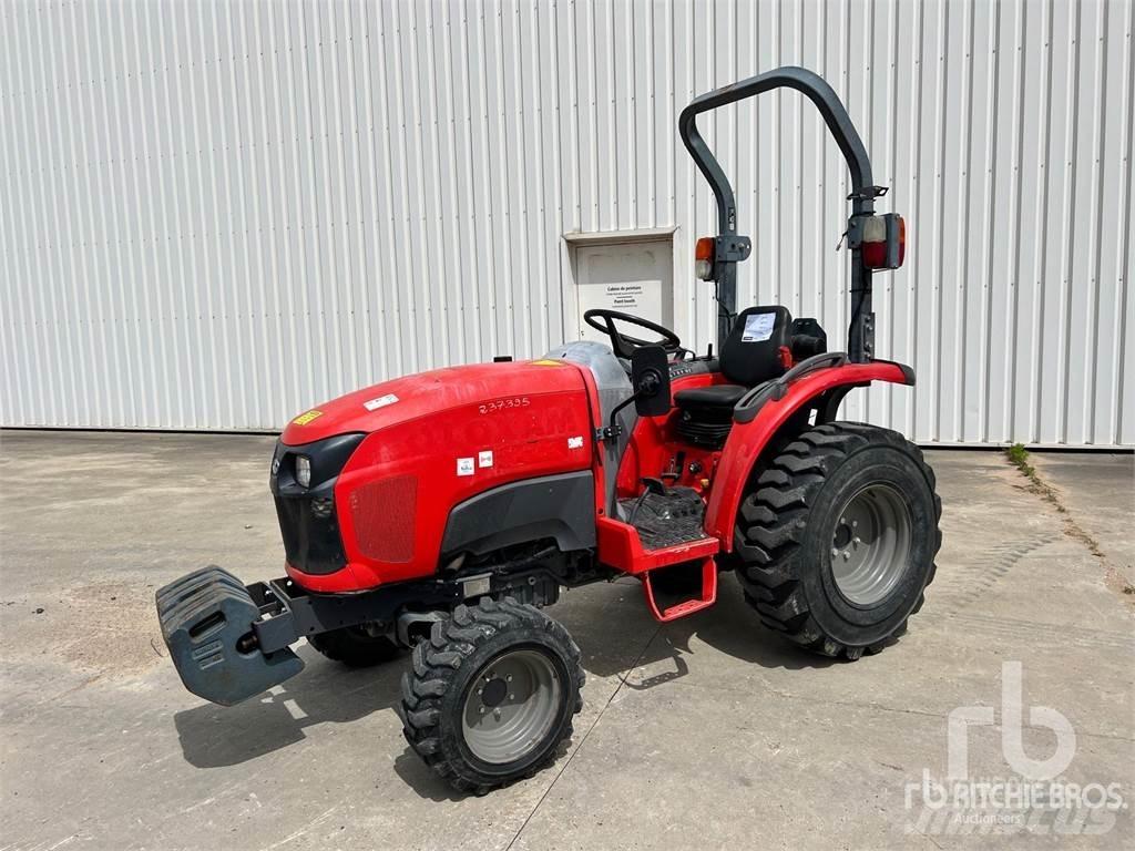 Kubota STW34R Compact tractors