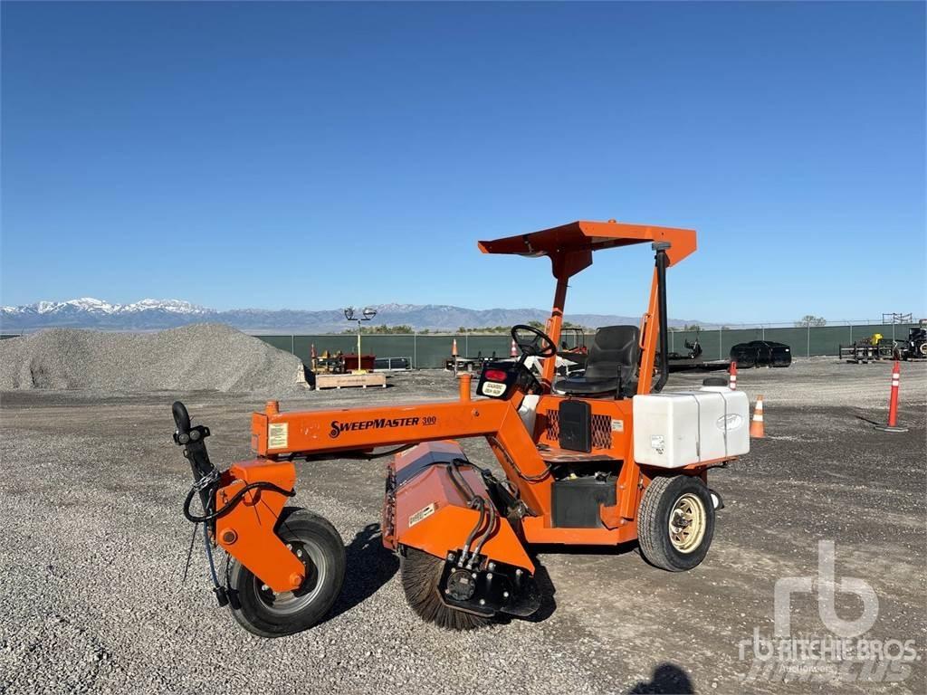 Lay-Mor SM300 Indoor sweepers