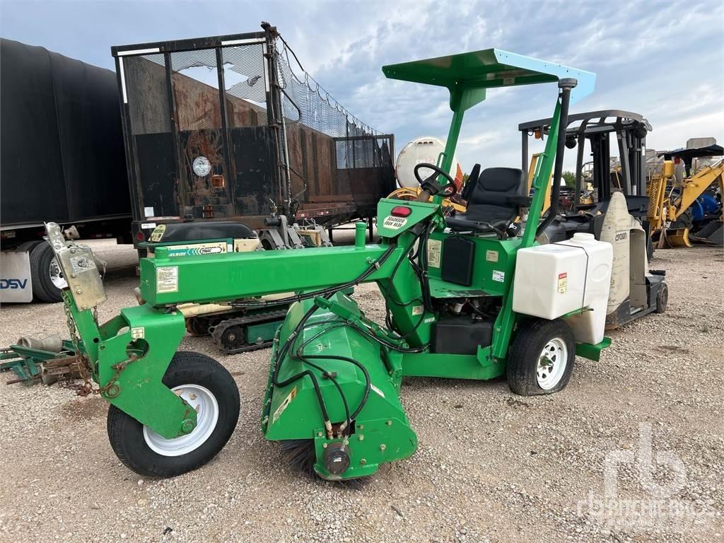 Lay-Mor SM300 Indoor sweepers