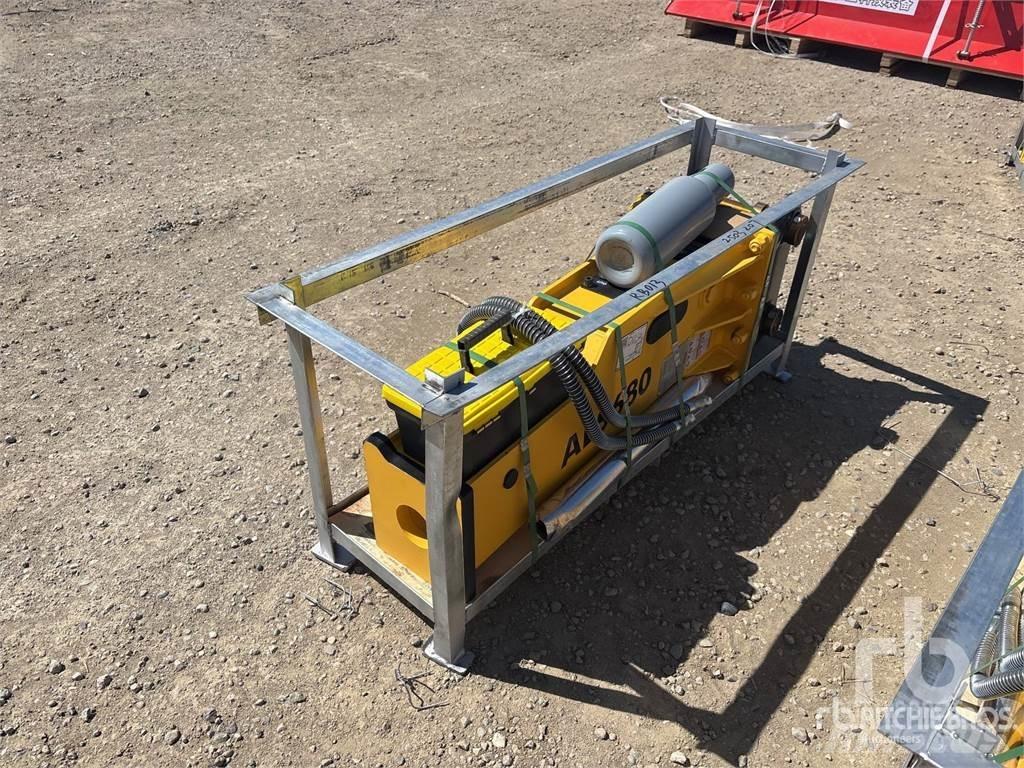  LYALS ALS680 Hammers / Breakers