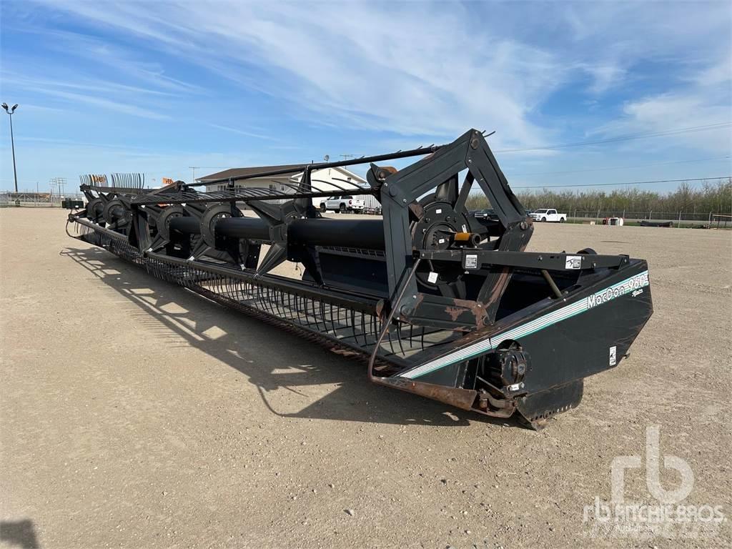 MacDon 960 Harvester Headers
