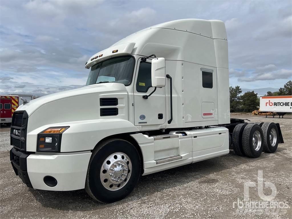 Mack ANTHEM Conventional Trucks / Tractor Trucks