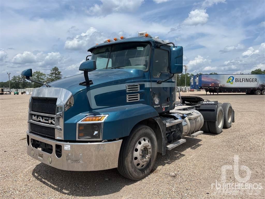 Mack ANTHEM Conventional Trucks / Tractor Trucks
