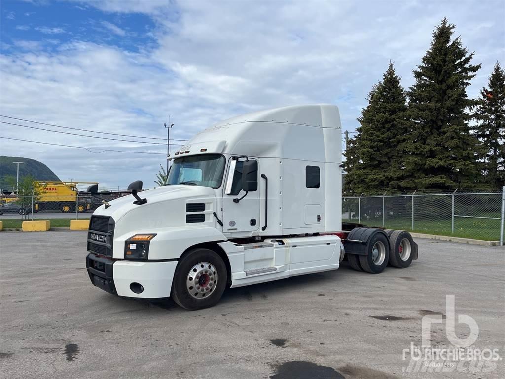 Mack ANTHEM Conventional Trucks / Tractor Trucks