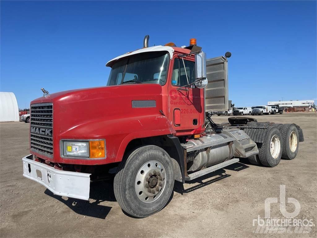 Mack CH600 Conventional Trucks / Tractor Trucks