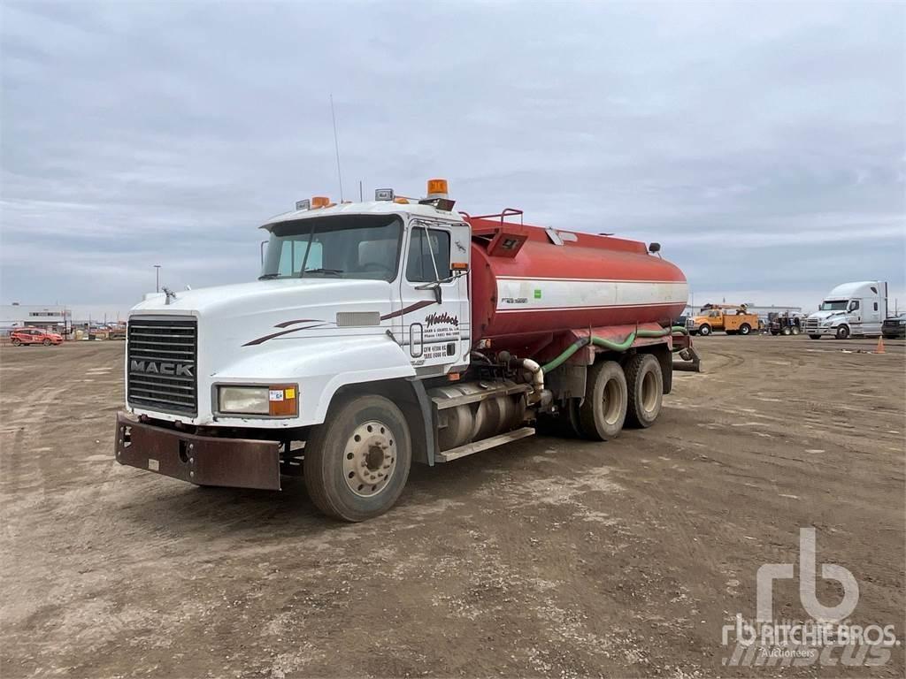 Mack CH613 Water Tankers