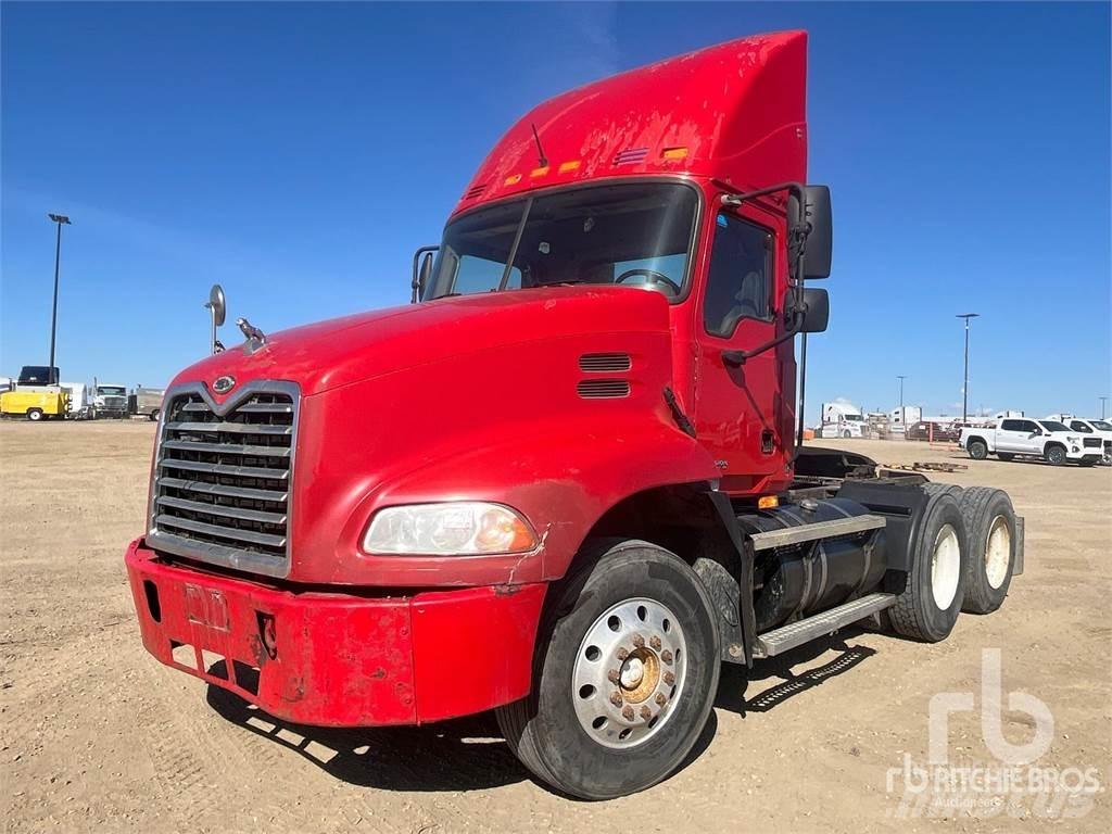 Mack CX613 Conventional Trucks / Tractor Trucks