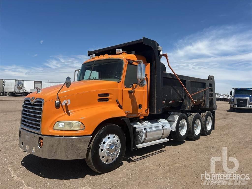 Mack CXN613 Dump Trucks