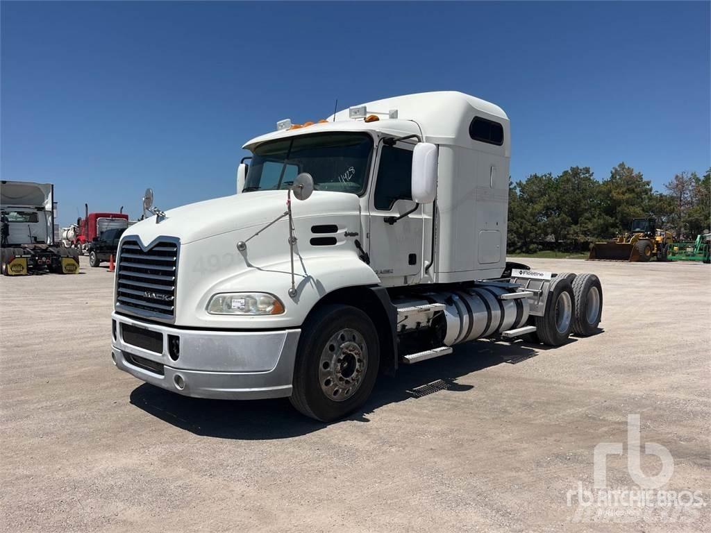 Mack CXU613 Conventional Trucks / Tractor Trucks