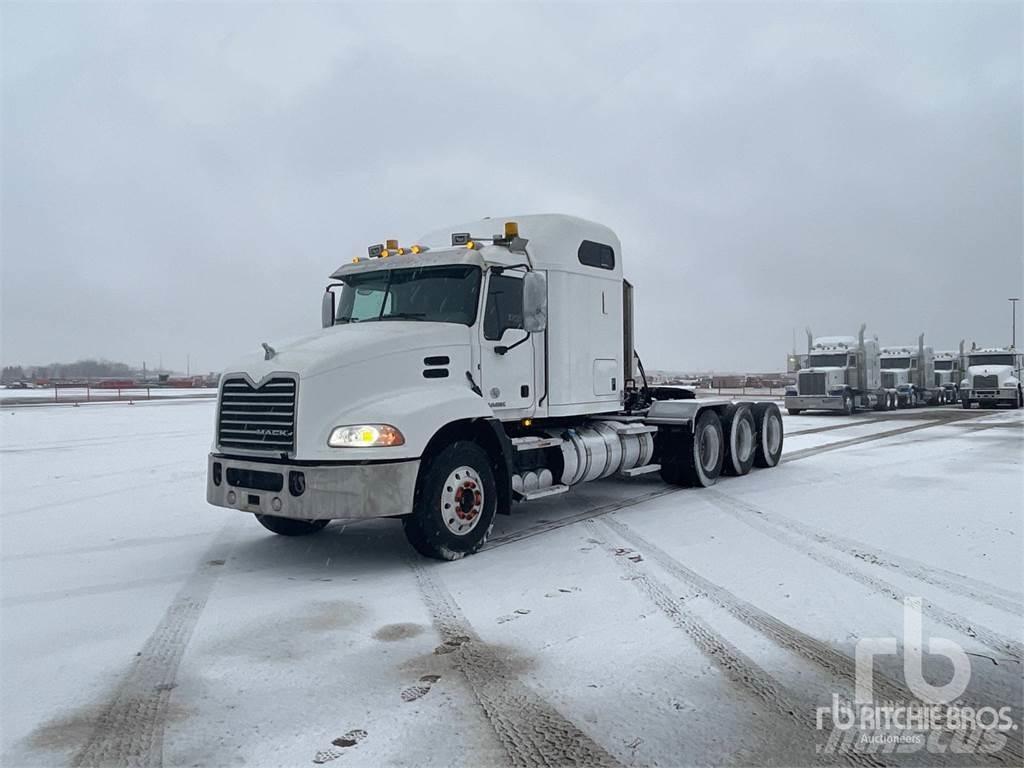 Mack CXU614 Conventional Trucks / Tractor Trucks