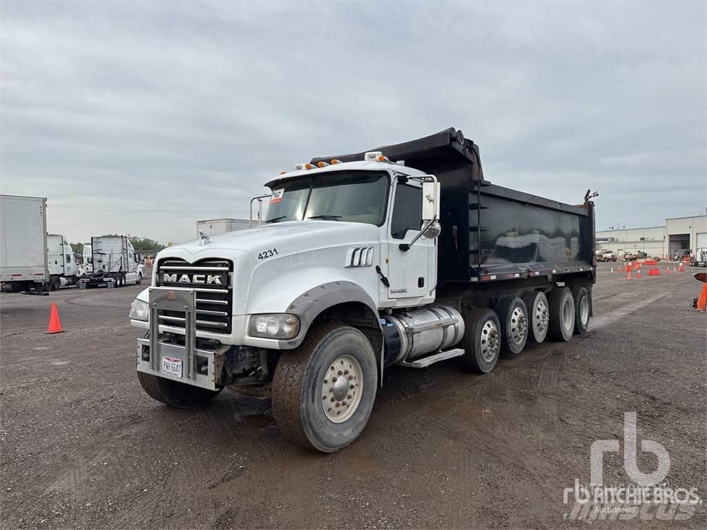 Mack GU713 Dump Trucks