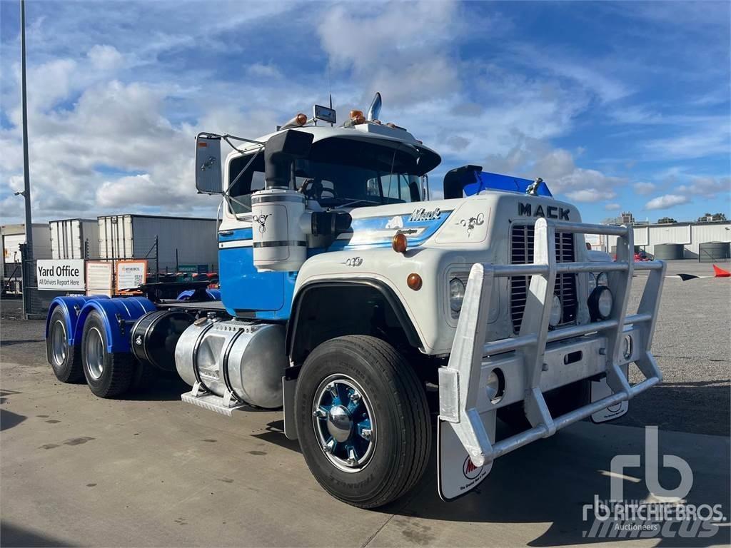 Mack R688RS Cab & Chassis Trucks