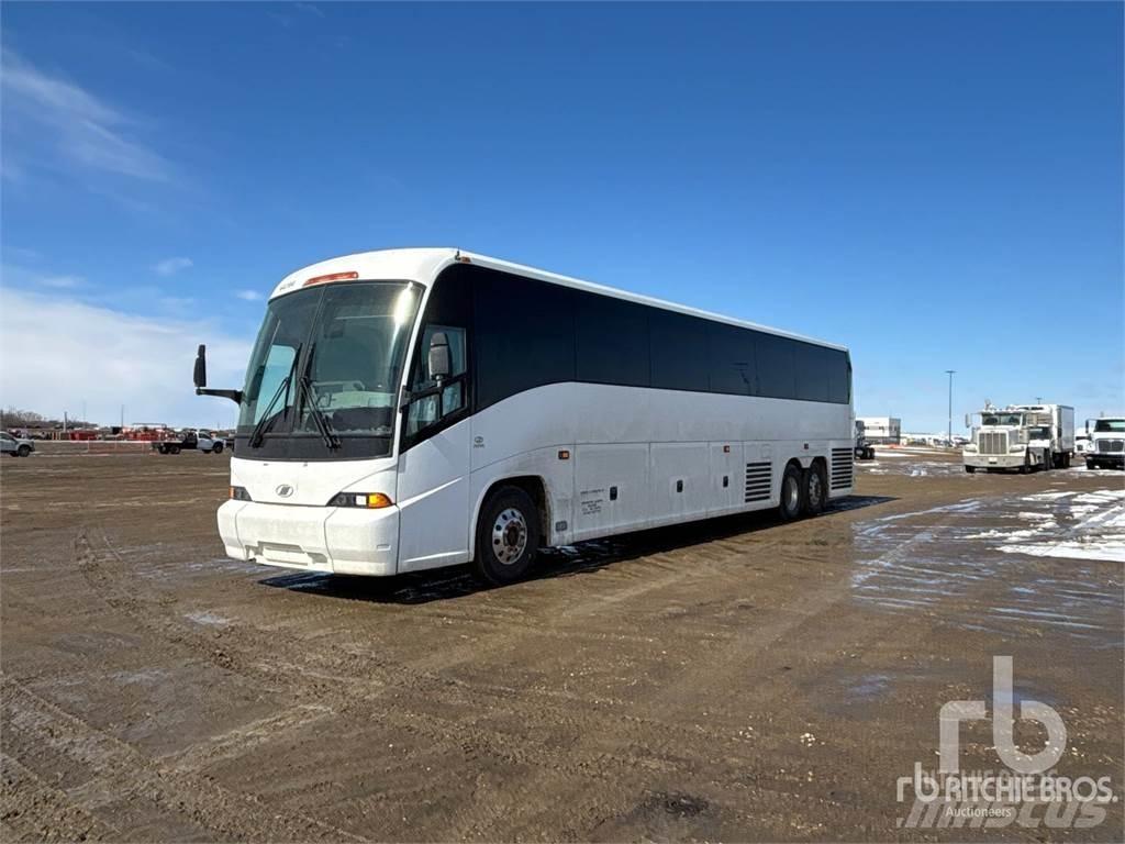 MCI J4500 Coaches