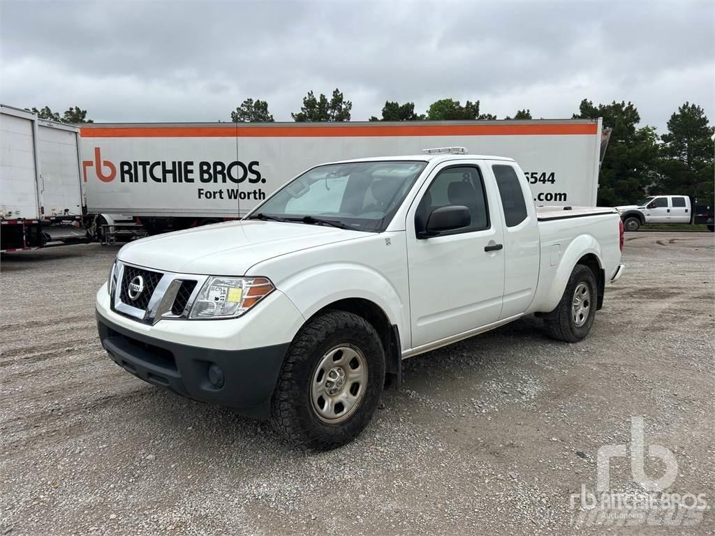 Nissan FRONTIER Pickup Trucks