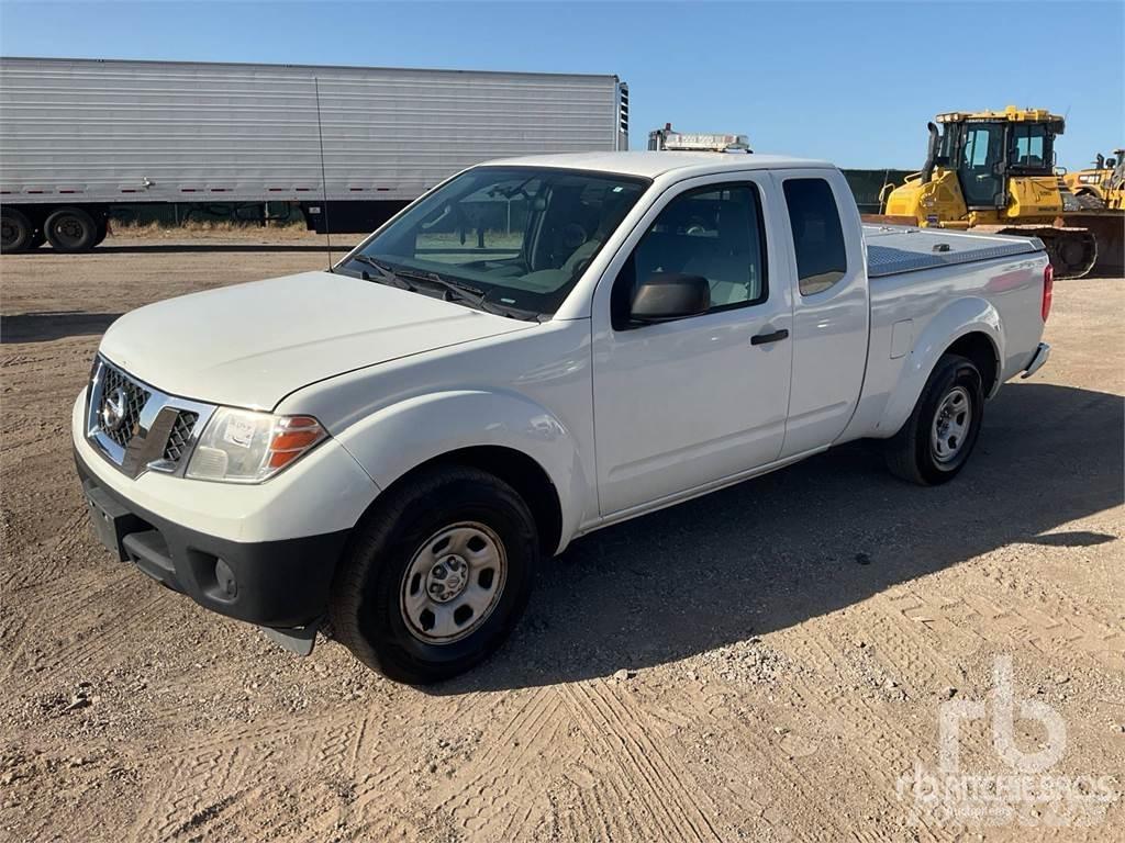 Nissan FRONTIER Pickup Trucks