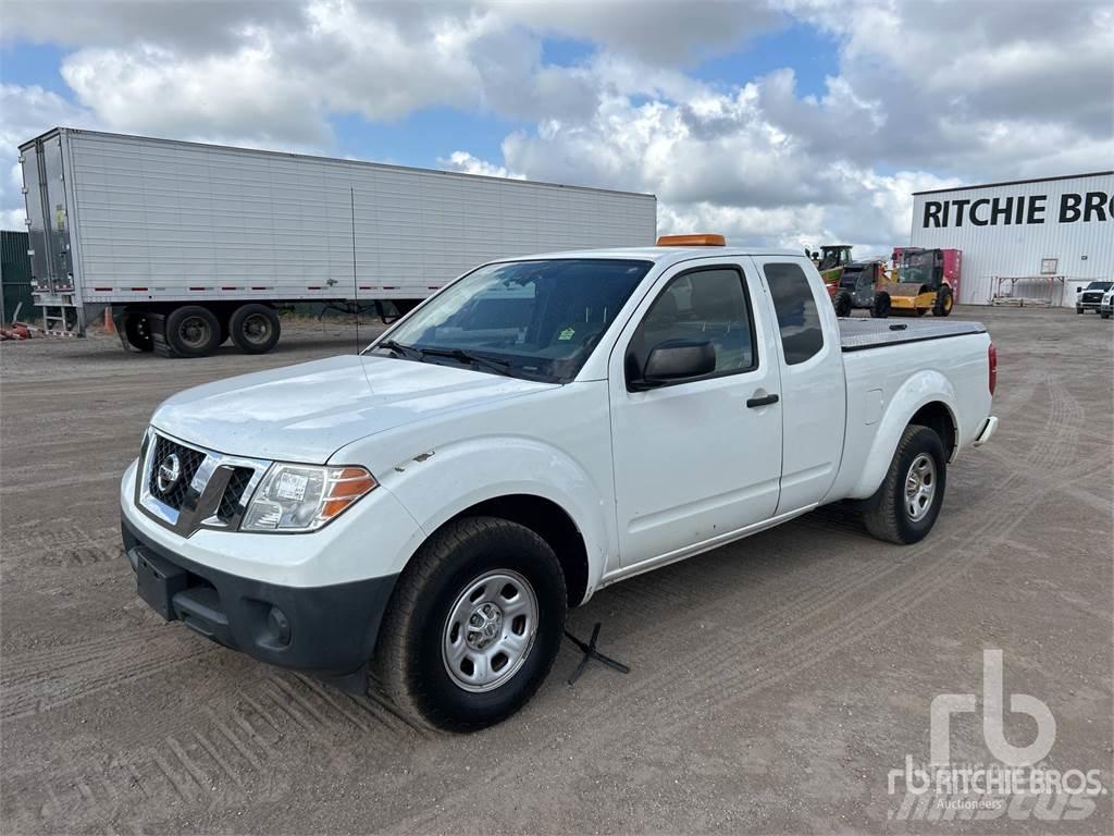 Nissan FRONTIER Pickup Trucks