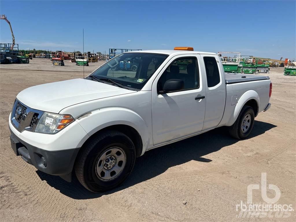 Nissan FRONTIER Pickup Trucks