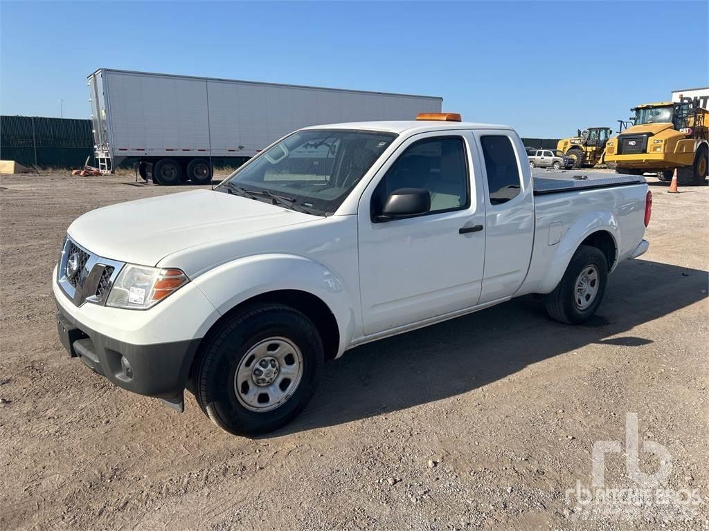 Nissan FRONTIER Pickup Trucks