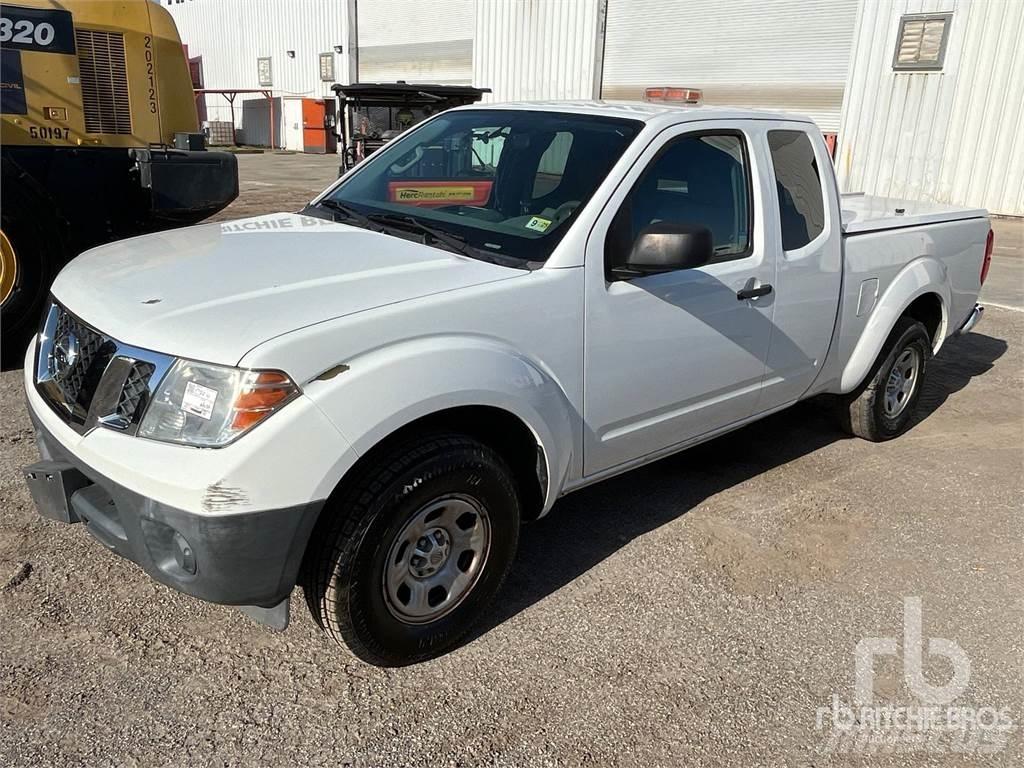 Nissan FRONTIER Pickup Trucks
