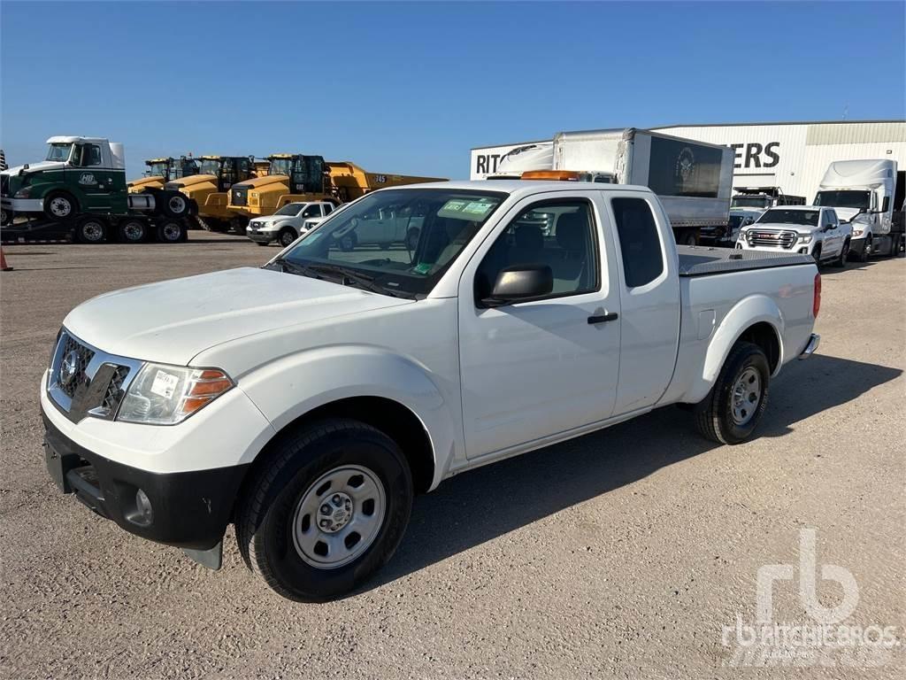 Nissan FRONTIER Pickup Trucks