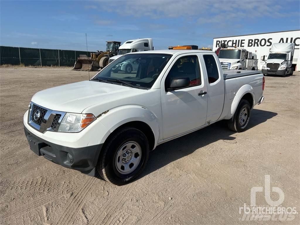 Nissan FRONTIER Pickup Trucks