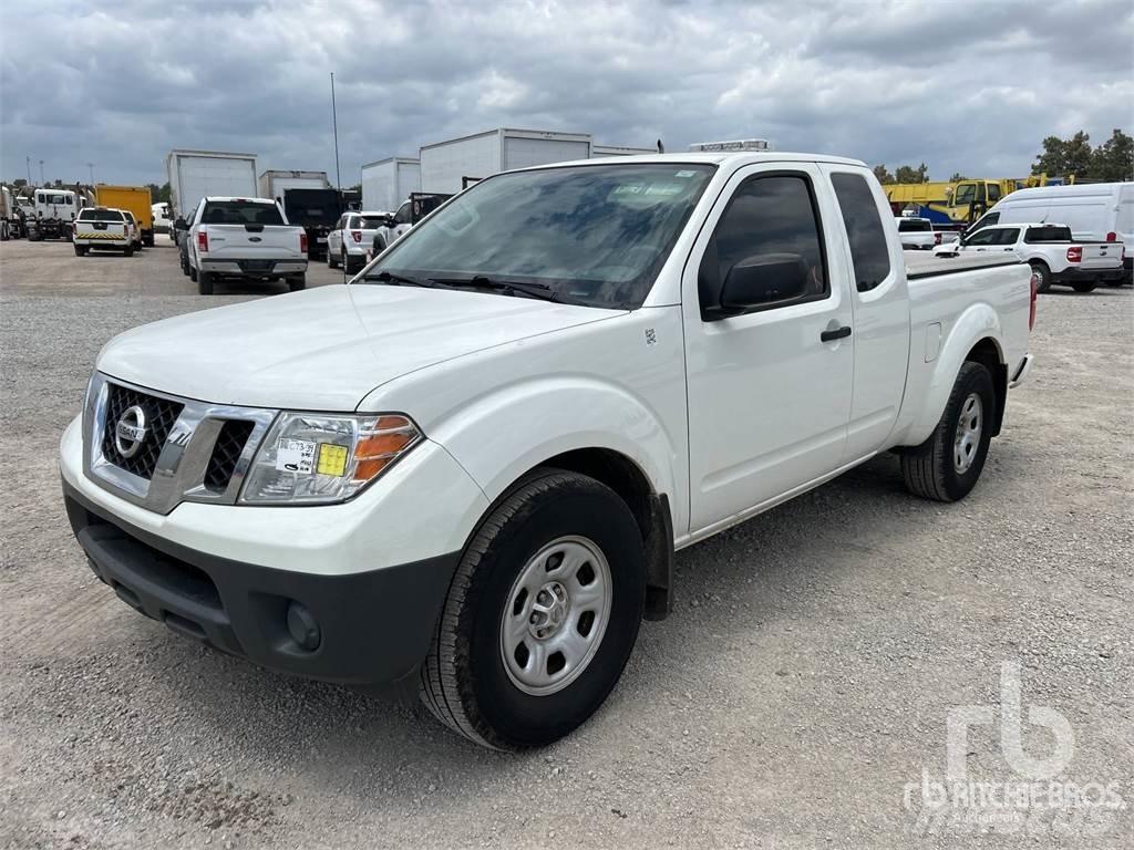 Nissan FRONTIER Pickup Trucks